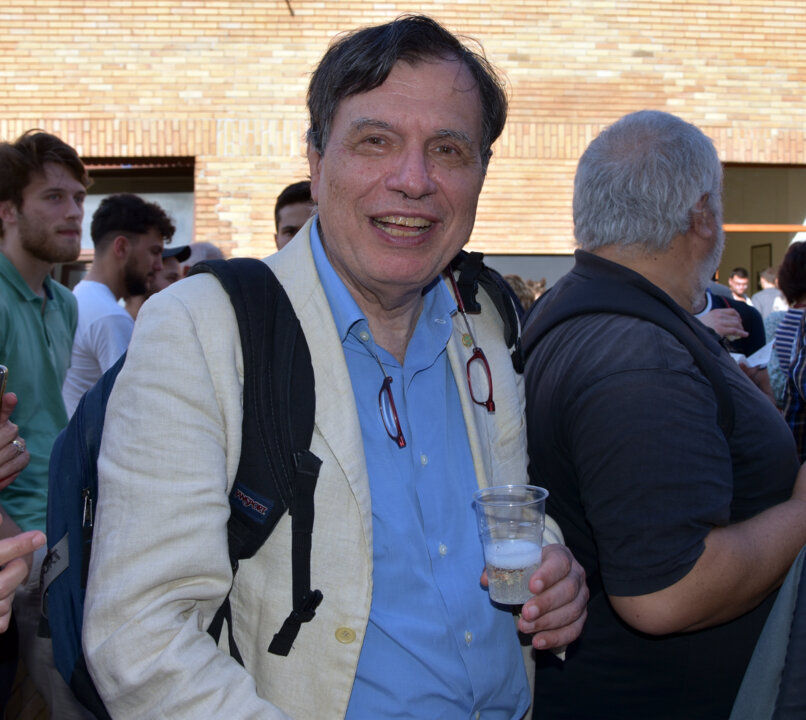 manbet手机版Giorgio Pairsi于2018年在罗马萨皮恩扎Università发表演讲后