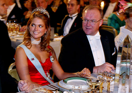 manbet手机版瑞典玛德琳公主和瑞典首相Göran佩尔松