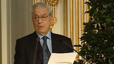 manbet手机版马里奥·巴尔加斯·略萨发表诺贝尔奖演讲。