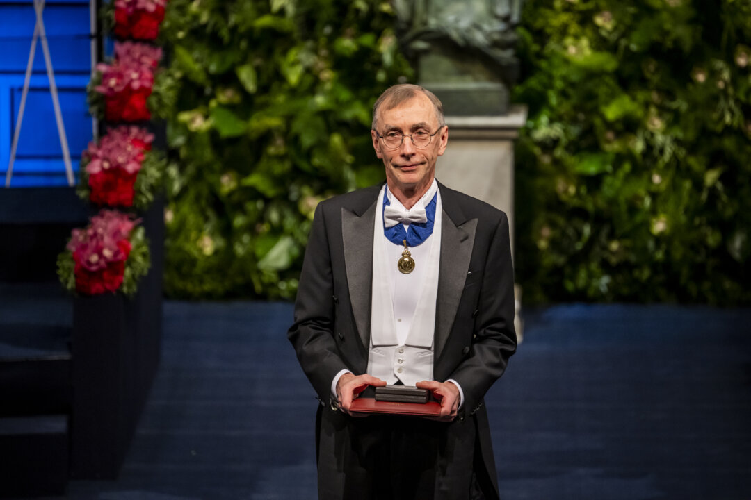 manbet手机版Svante Pääbo在获得诺贝尔奖后