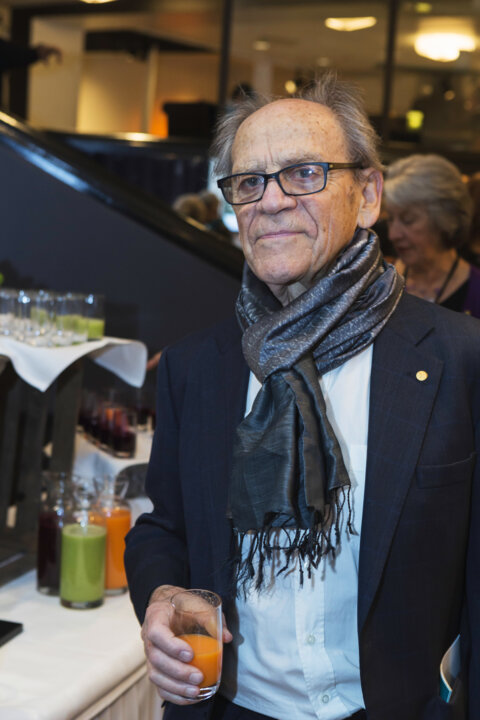 manbet手机版Torsten Wiesel在斯德哥尔摩参加诺贝尔周对话
