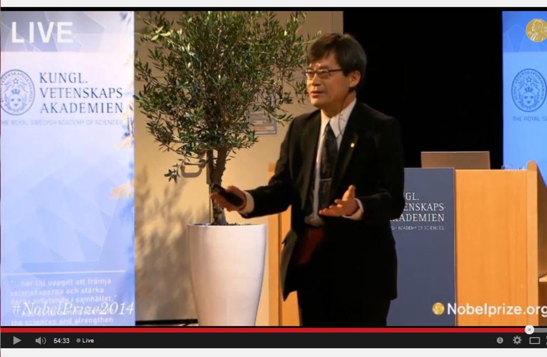 manbet手机版天野浩在斯德哥尔摩大学麦格纳大厅发表诺贝尔奖演讲