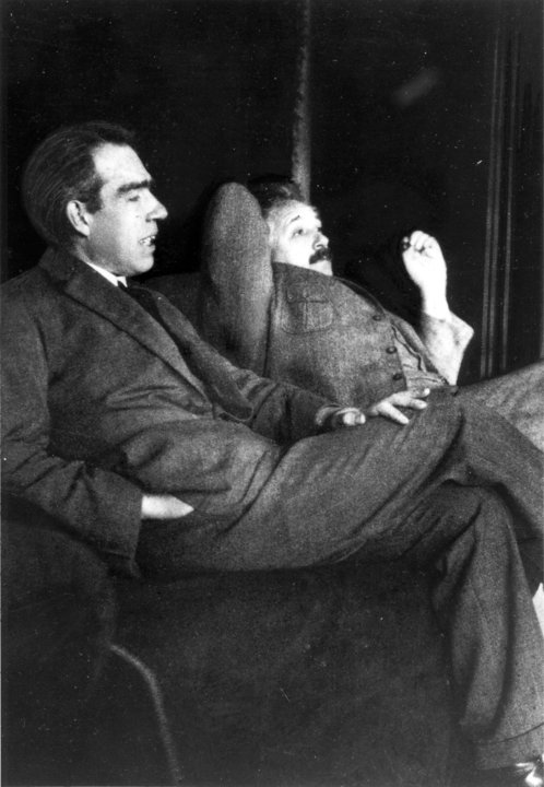 manbet手机版尼尔斯·玻尔和阿尔伯特·爱因斯坦