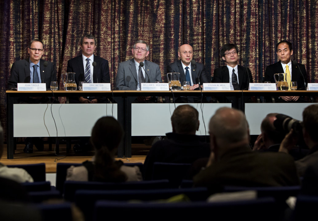 Press conference at the Royal Swedish Academy of Sciences on 7 December 2014. From left: Laureate in Economic Sciences Jean Tirole, Nobel Laureates in Chemistry Eric Betzig, William E. Moerner, Stefan W. Hell, Nobel Laureates in Physics Hiroshi Amano and Shuji Nakamura.