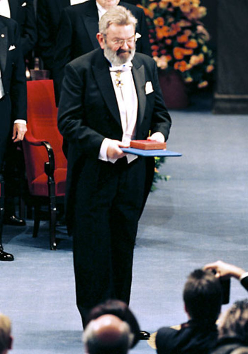 manbet手机版马丁努斯·J.G.维尔特曼获得诺贝尔奖后