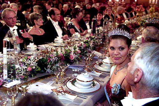 manbet手机版在尊贵的餐桌上的皇室成员