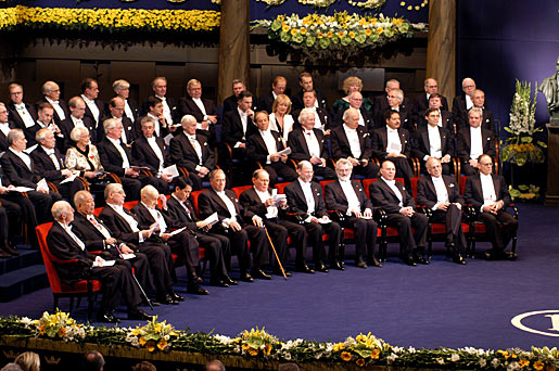 manbet手机版诺贝尔奖得主聚集在斯德哥尔摩音乐厅