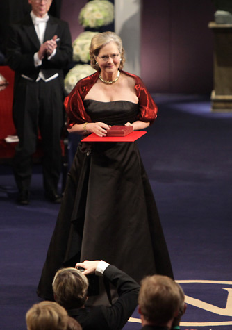 manbet手机版诺贝尔奖得主伊丽莎白·h·布莱克本在获得诺贝尔生理学或医学奖后