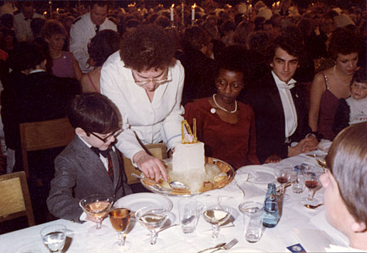 manbet手机版诺贝尔晚宴上的一位年轻嘉宾