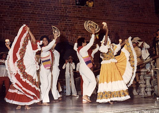 manbet手机版哥伦比亚舞蹈团