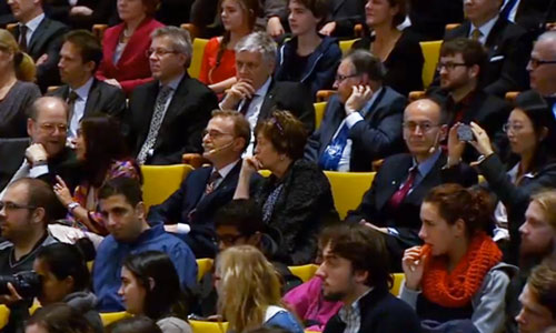 manbet手机版三位诺贝尔生理学或医学奖得主都聚集在卡罗林斯卡学院的奥拉·梅迪卡参加诺贝尔讲座