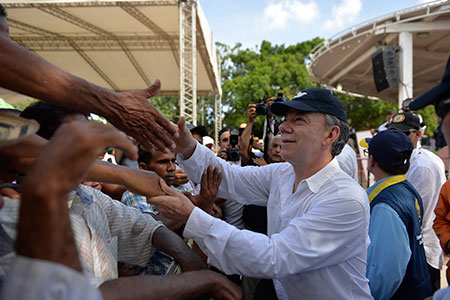 manbet手机版总统桑托斯在马格达莱纳的阿尔加罗博。manbet手机版图片:Juan David Tena â ' ' - SIG