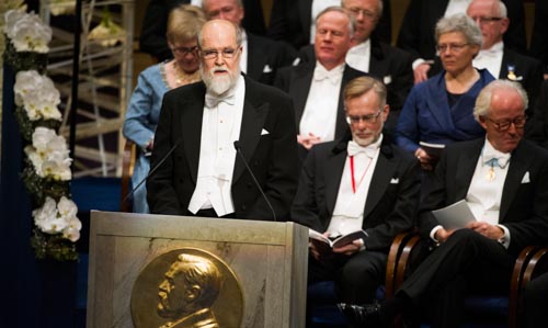 manbet手机版教授贡纳Karlstrom交付演示演讲2013年诺贝尔化学奖