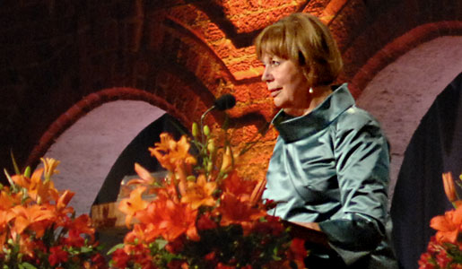 manbet手机版特朗斯特罗默莫妮卡的演讲代表诺贝尔奖获得者托马斯·特朗斯特罗默诺贝尔晚宴