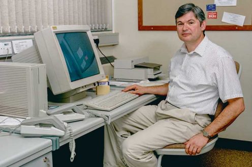manbet手机版Alan Fersht在20世纪90年代早期